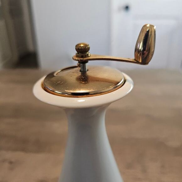 Vintage Lenox Caribee Ivory Golden Wreath Rope Design Pepper Mill Grinder MCM - Picture 3 of 14